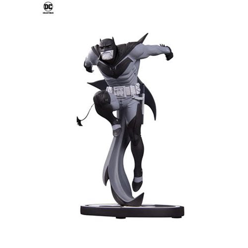 Batman Black & White Statue White Knight by Sean Murphy